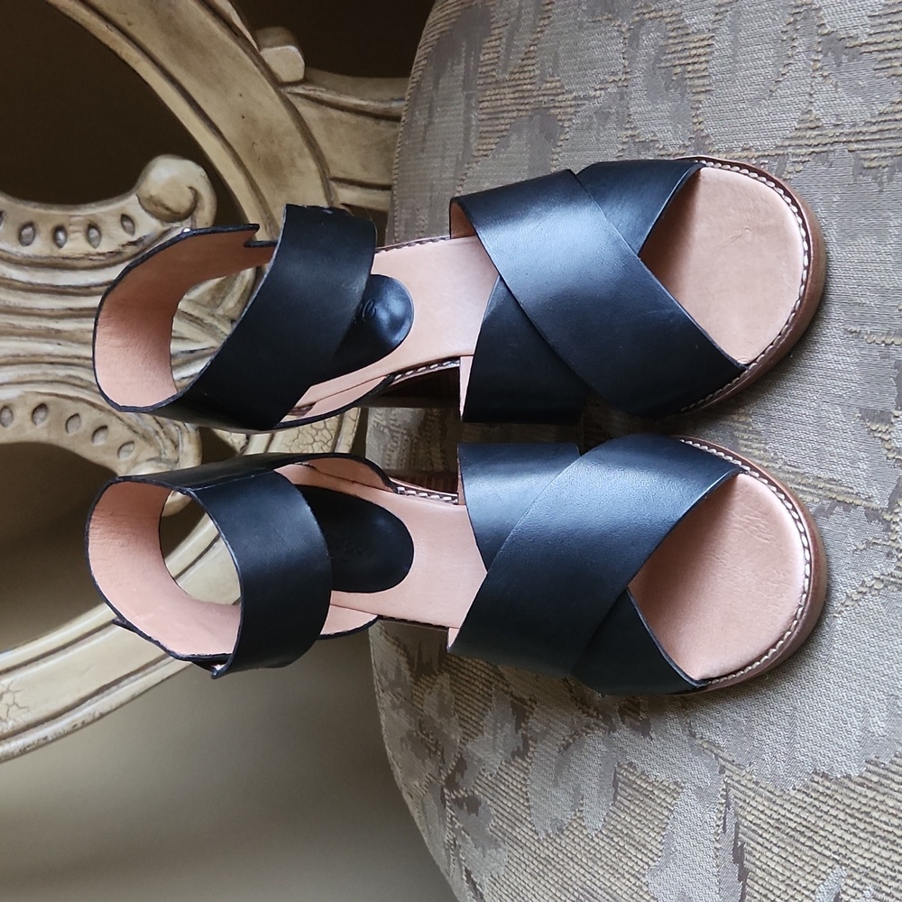 Madewell sandals - Picture 2 of 13